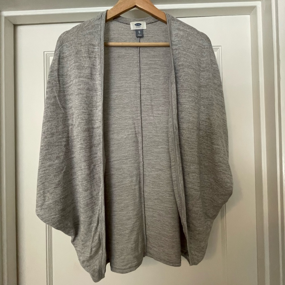 Old Navy gray wrap
